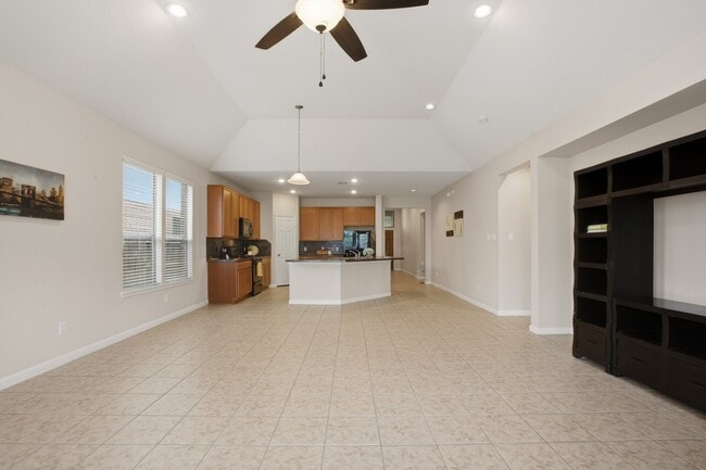 Building Photo - 11103 Avery Oaks Ln