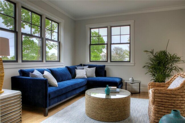 Building Photo - 766 Indian Ave