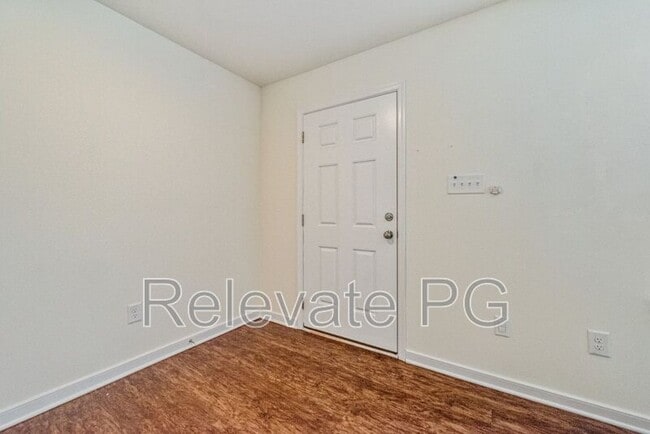 Building Photo - 1328 Stone Rdg Pk Lp