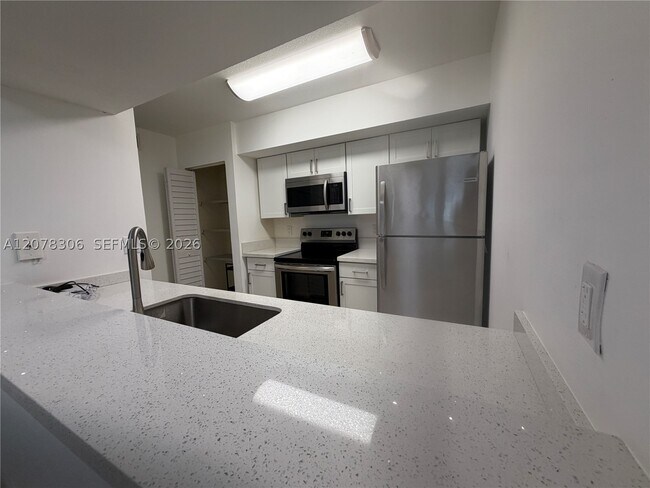 Building Photo - 18226 Mediterranean 3-16