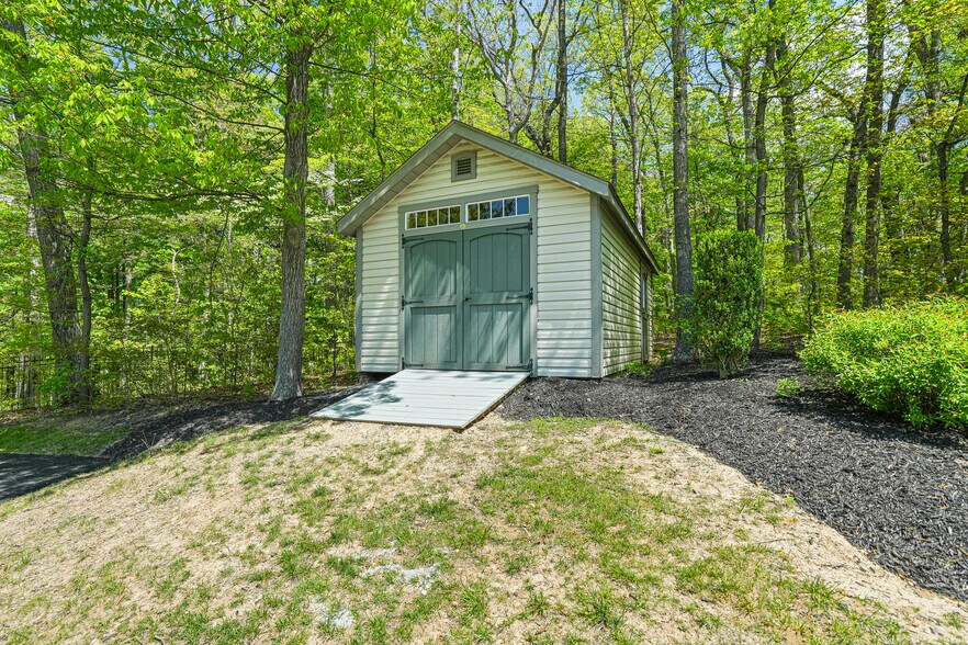 Building Photo - 13551 Triadelphia Mill Rd