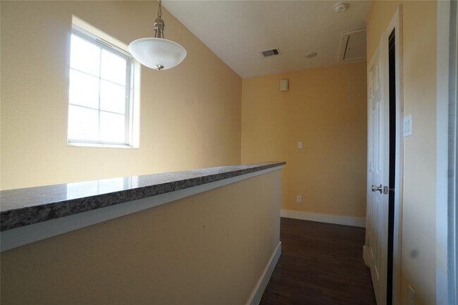 Building Photo - 5829 Hartwick Rd