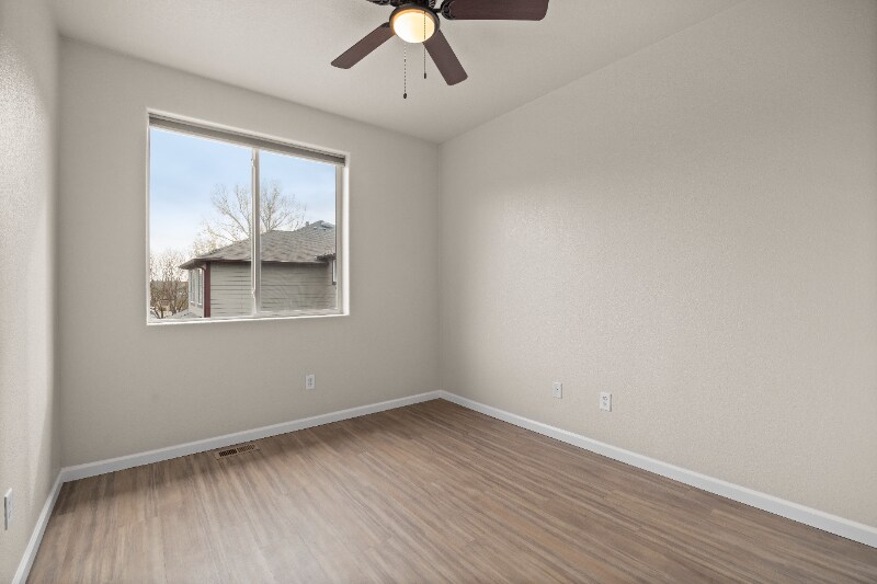 Building Photo - 2821 Willow Tree Ln