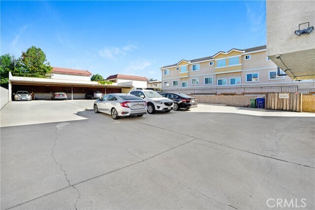 Building Photo - 8903 Glendon Wy