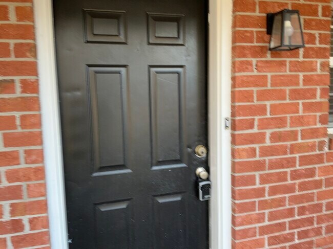 Building Photo - 2498 Port Kembla Dr