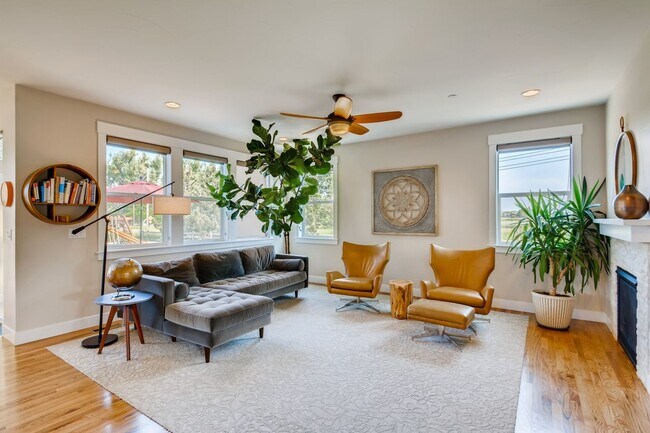 Building Photo - Spacious 5 BDR Family Home in Niwot