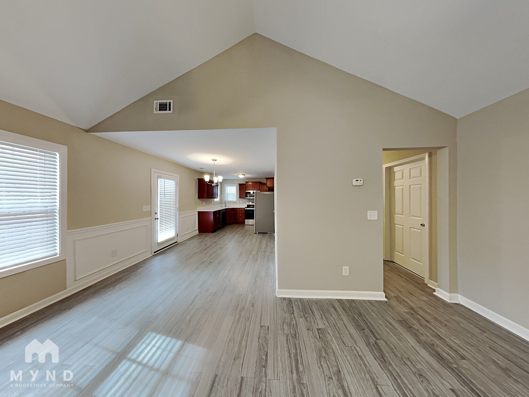 Building Photo - 205 Ivy Ct