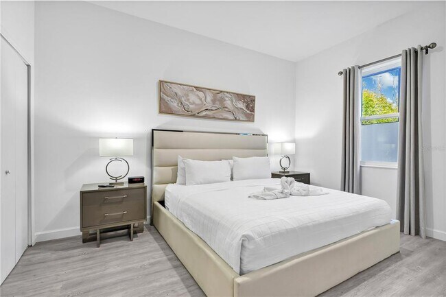 Building Photo - 396 Famagusta Dr