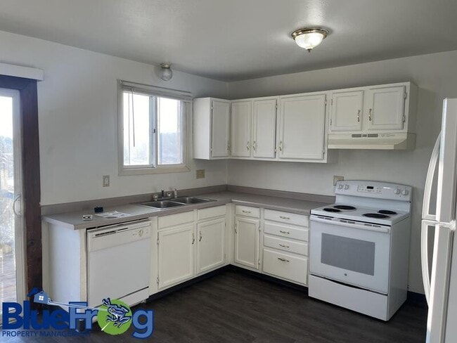 Building Photo - 2956 Gemini Rd