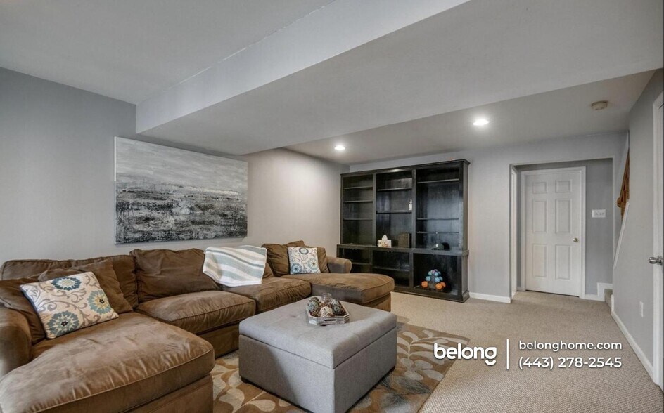 Building Photo - 1152 Oakmoor Ct