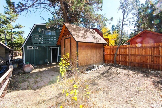 Building Photo - 692 San Bernardino Ave