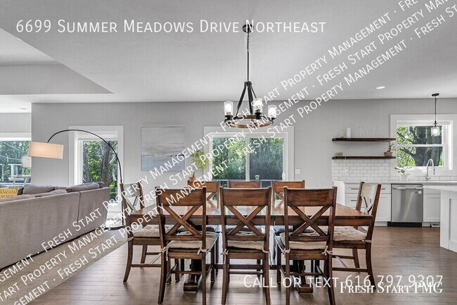 Building Photo - 6699 Summer Meadows Dr NE