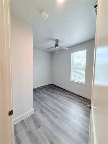 Building Photo - 521 Samuels Ave