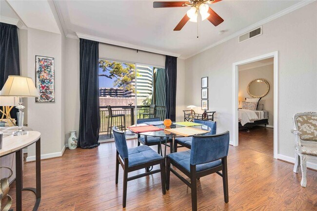 Building Photo - 4515 Briar Hollow Pl