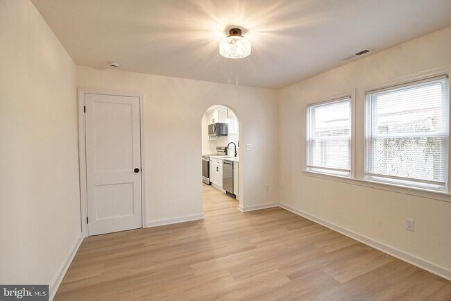 Building Photo - 412 Lee Pl