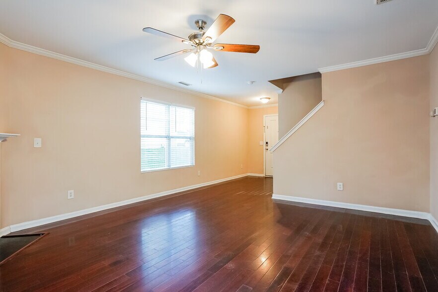 Building Photo - 4315 Offshore Dr