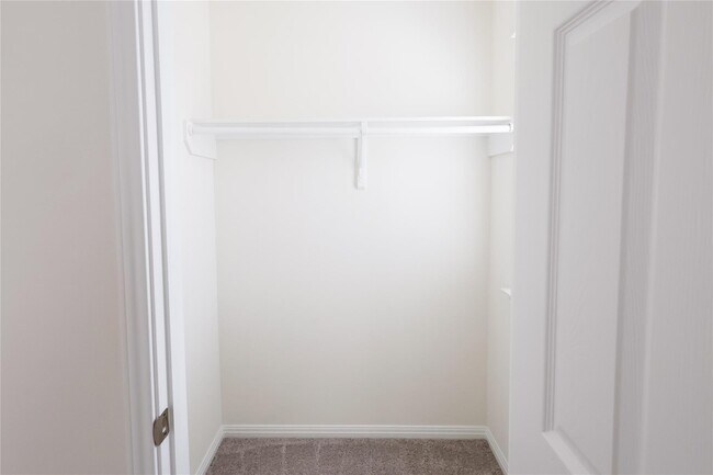 Building Photo - 9426 Castillo Ct