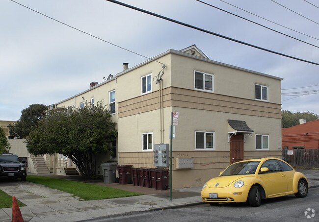 Building Photo - 914-916 Kains Ave