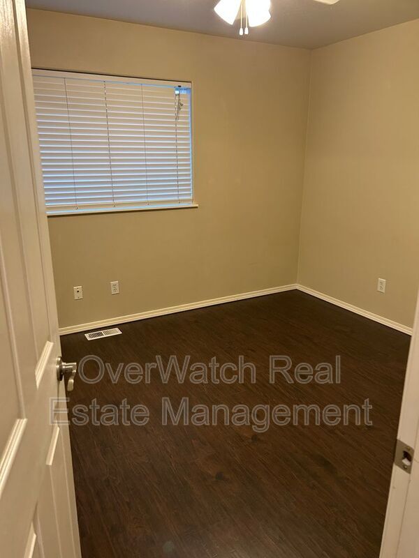 Building Photo - 10651 Concord Hill Cir