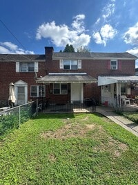 Building Photo - 6646 Perry Ave
