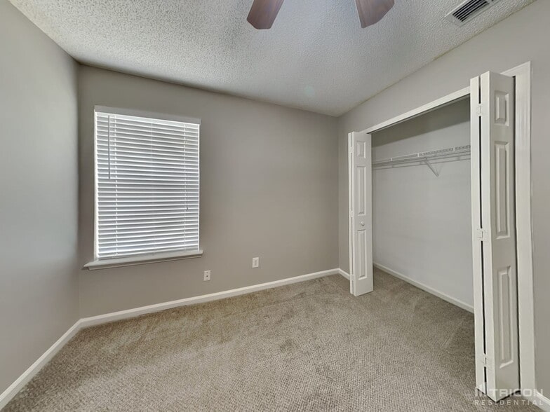 Building Photo - 298 Fawnridge Ln