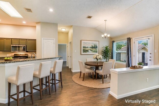 Building Photo - 1303 Crossvine Way