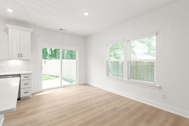 Building Photo - Stunning New Construction Townhome