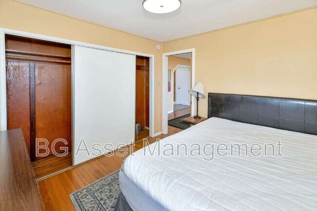 Building Photo - 6606 Aqua Vista Ct