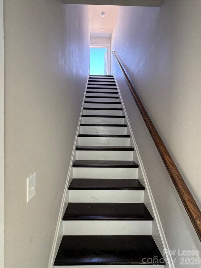 Building Photo - 1739 Cannon View Ln