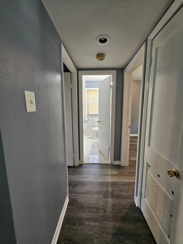 Building Photo - 3401 15th St SE