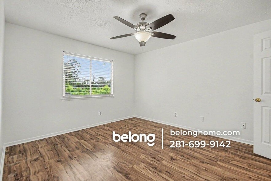 Building Photo - 431 N Hampton Ct