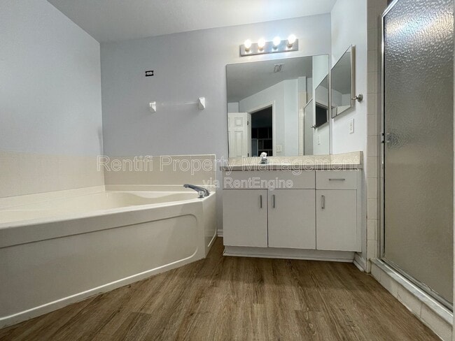 Building Photo - 11495 Forest Mere Dr