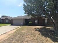 Building Photo - 5328 Republic Dr