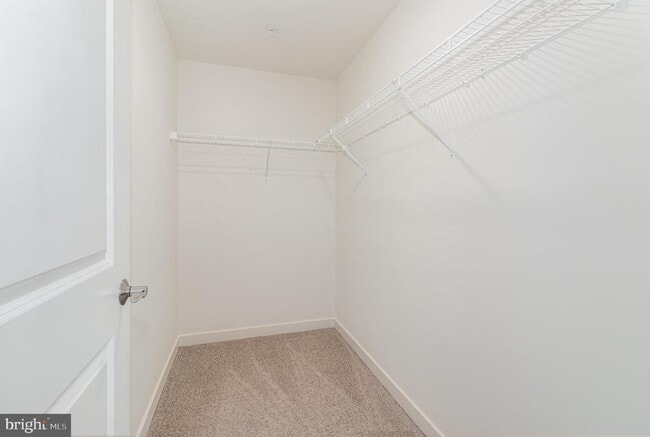 Building Photo - 1708 Fairmont Dr