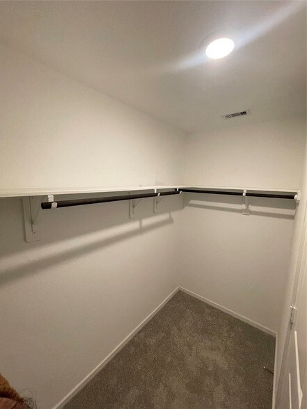 Building Photo - 112 Stran St