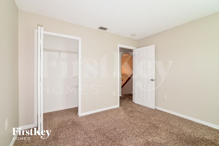 Building Photo - 4230 Iveyglen Ave