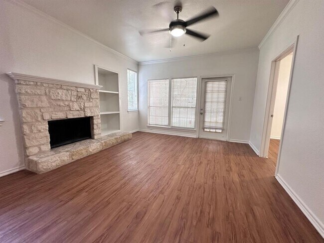 Building Photo - 6804 N Capital of Texas Hwy