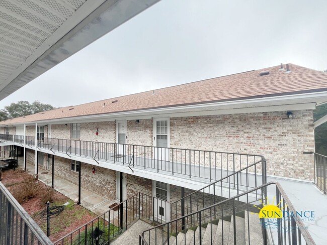 Building Photo - Spacious 3-Bedroom Condo with Community Am...