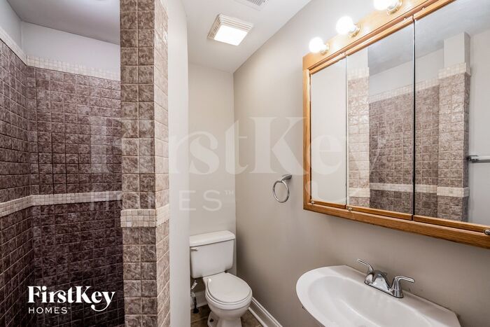 Building Photo - 101 Sunny Brook Ln