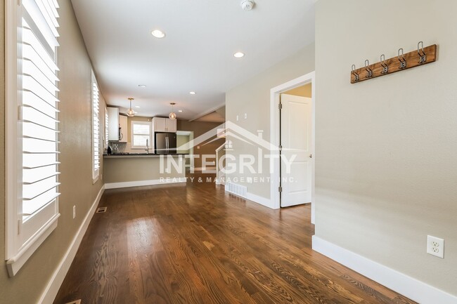 Building Photo - 3622 W 29th Ave
