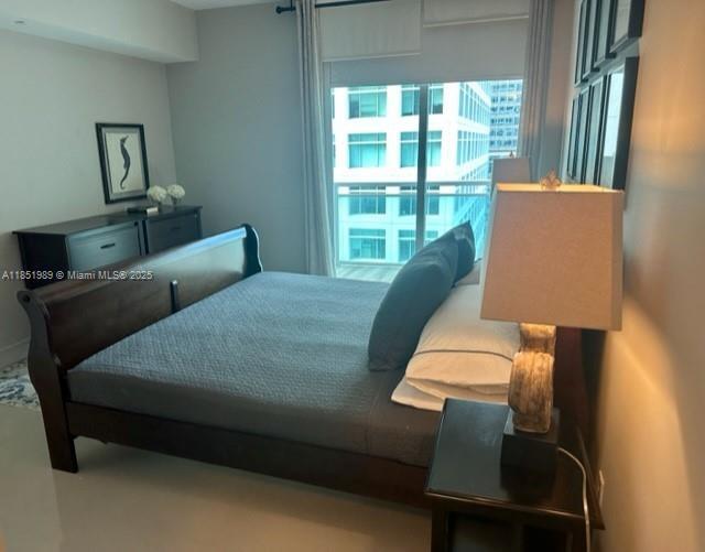 Building Photo - 950 Brickell Bay Dr