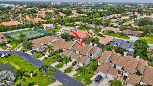 Building Photo - 6732 Canary Palm Cir