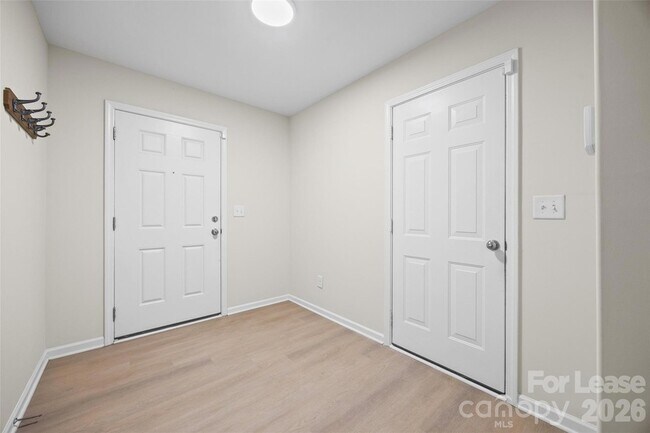 Building Photo - 9612 Brackenview Ct