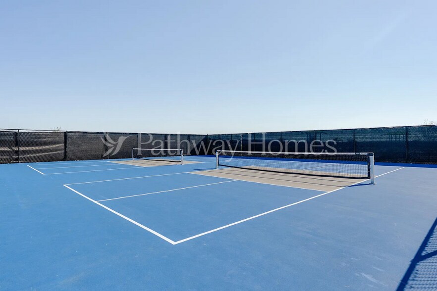 Building Photo - 11104 Santana Dr