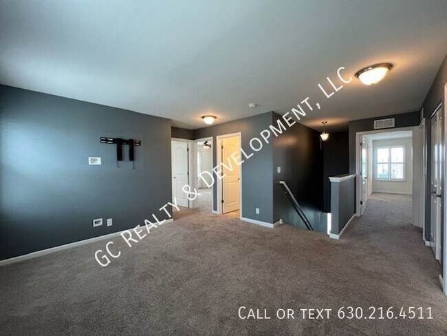 Building Photo - 846 Harwood Ave