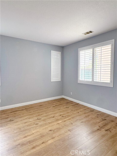 Building Photo - 10973 Marygold Way