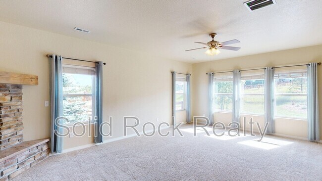 Building Photo - 655 Woodmoor Acres Dr