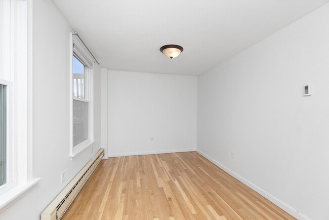 Building Photo - 16R Union St