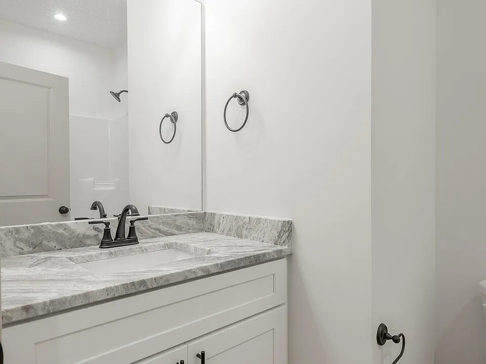 Building Photo - 208 Wheeler Ave