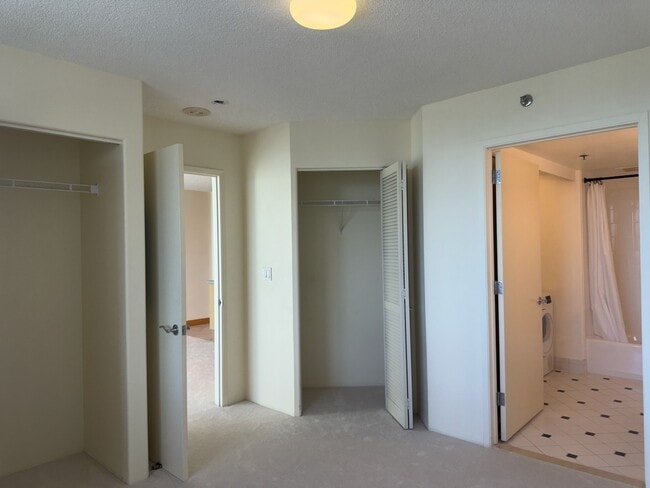 Building Photo - 1 bedroom in One Archer Lane